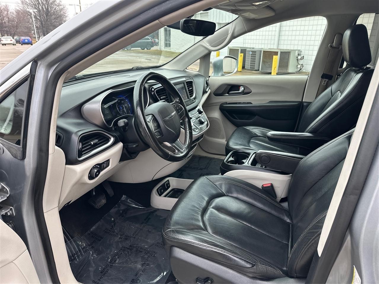 Chrysler Pacifica  2020