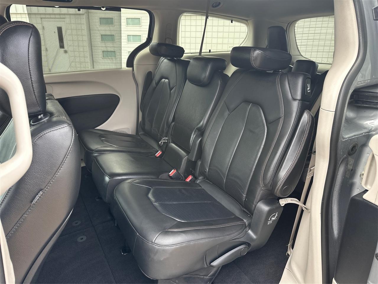 Chrysler Pacifica  2020