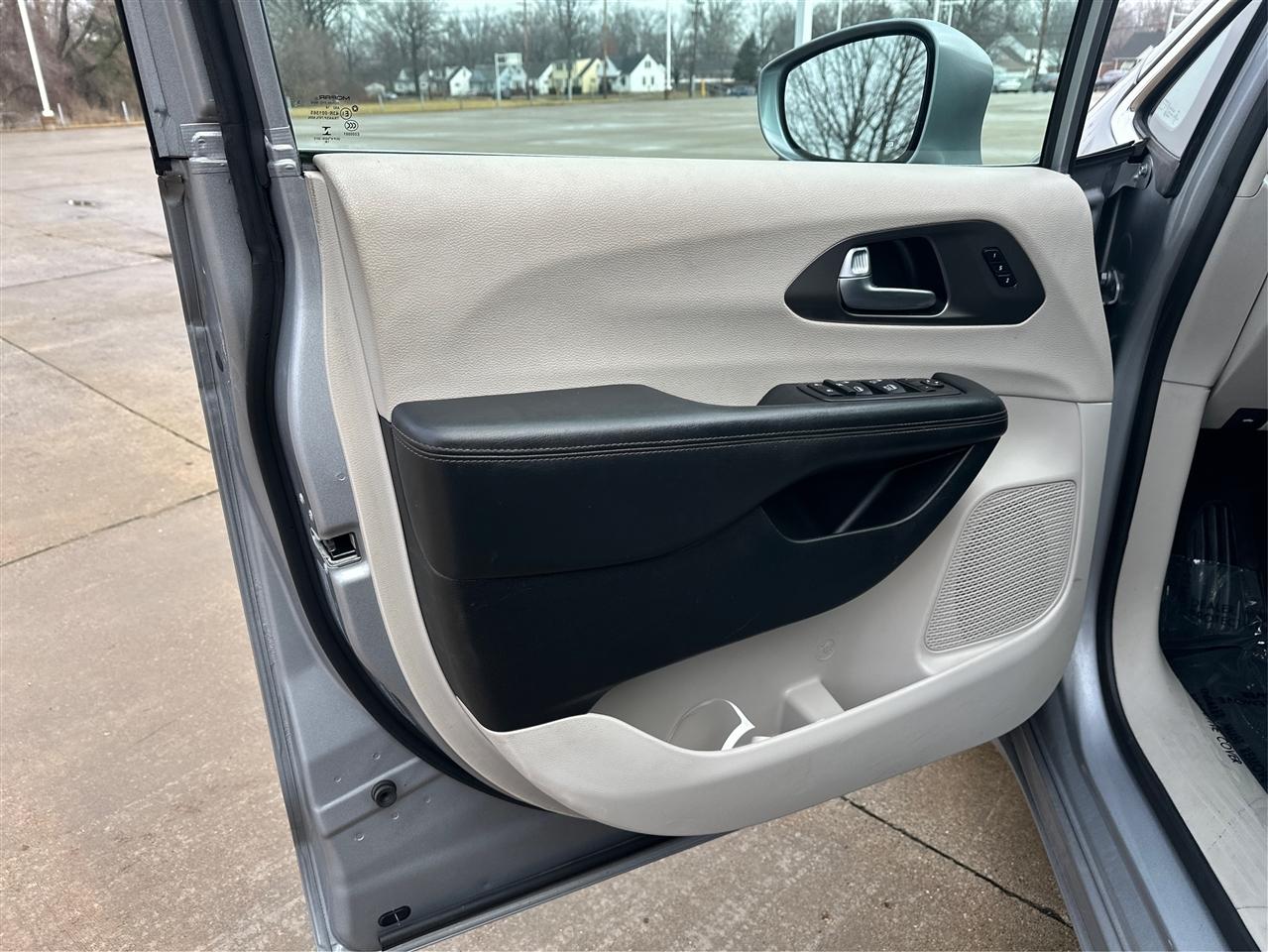 Chrysler Pacifica  2020