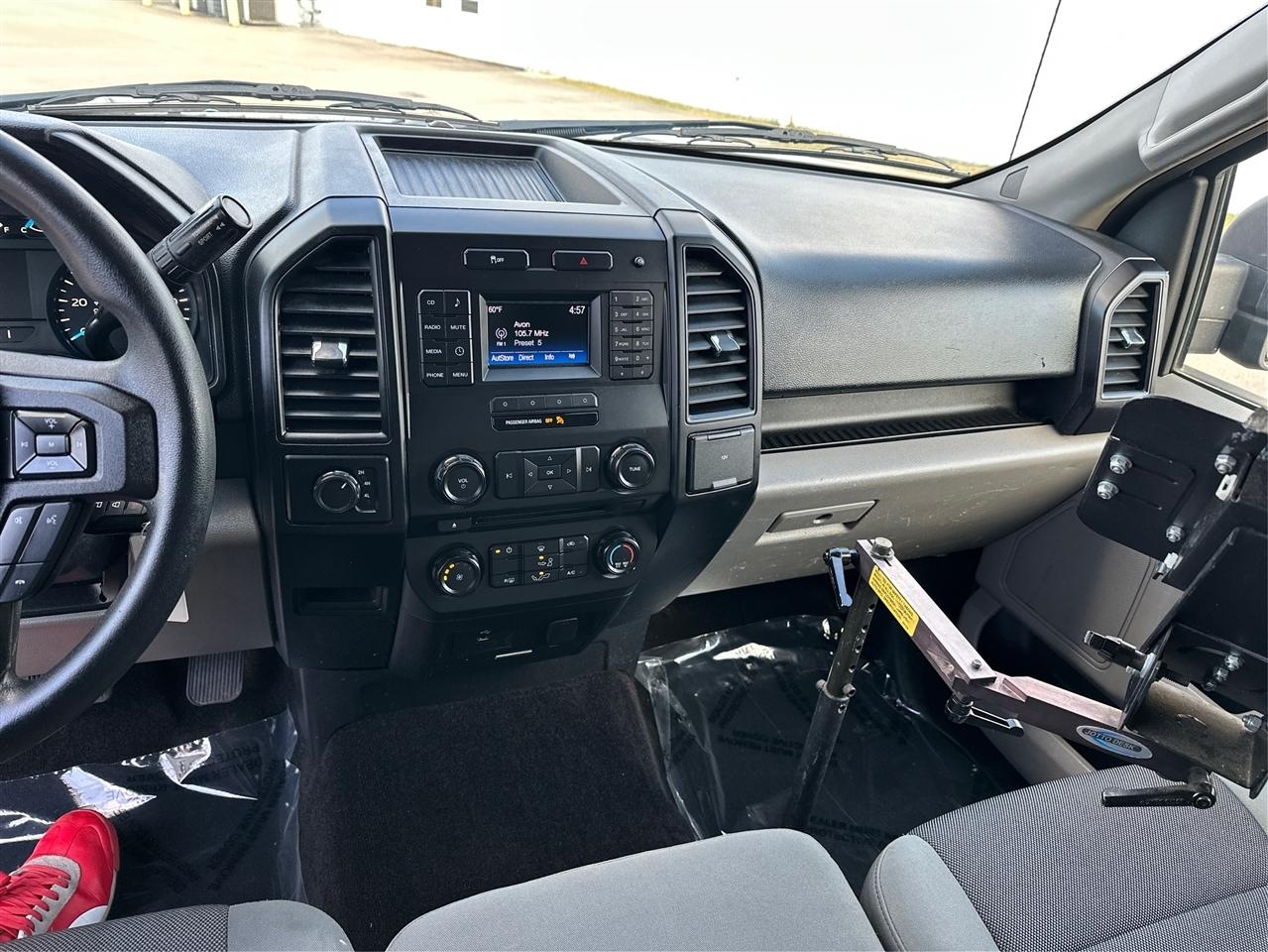 2017 Ford F-150 XL - Photo 13