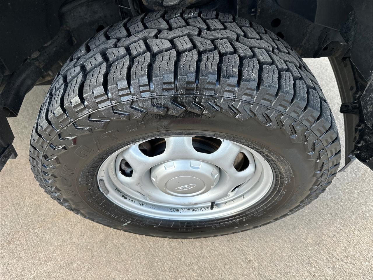 2017 Ford F-150 XL - Photo 23