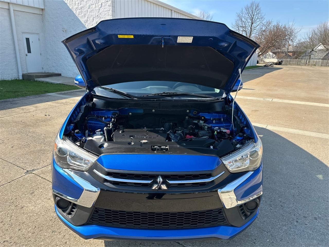 Mitsubishi Outlander Sport  2019