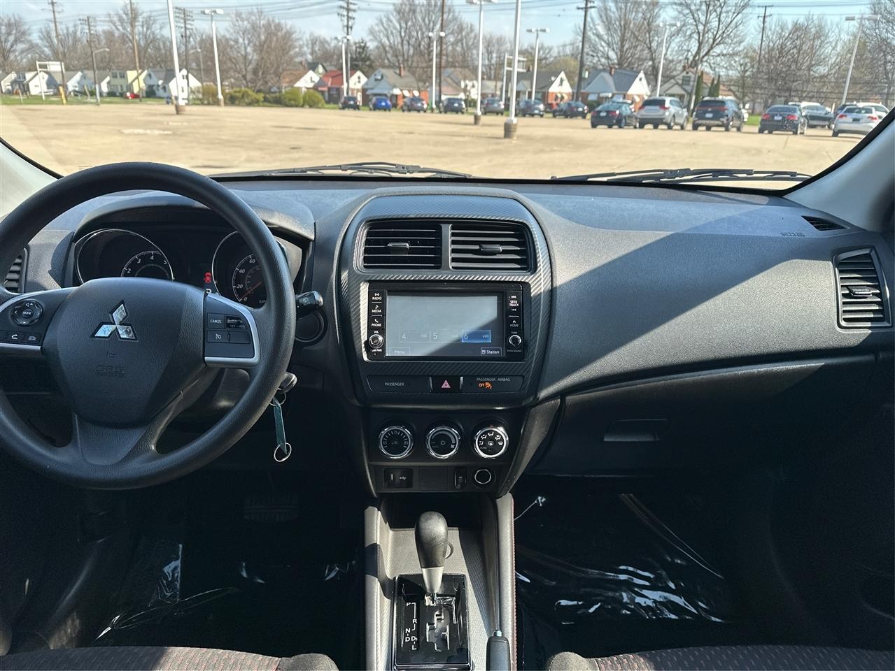 Mitsubishi Outlander Sport  2019