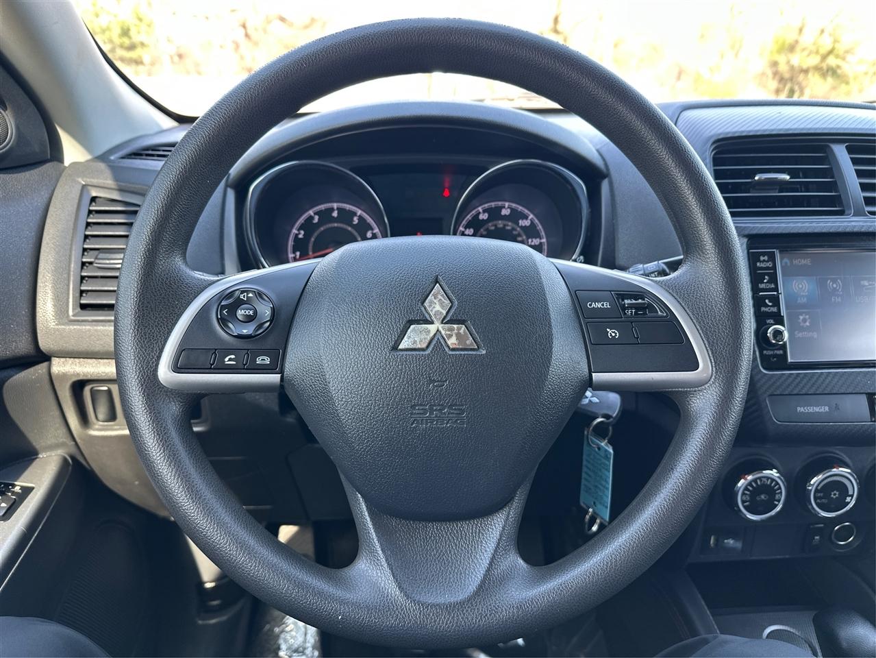 Mitsubishi Outlander Sport  2019