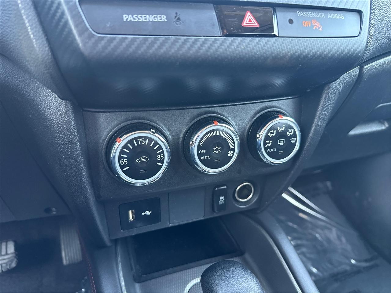 Mitsubishi Outlander Sport  2019