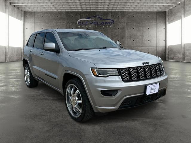 2021 Jeep Grand Cherokee Laredo 4WD