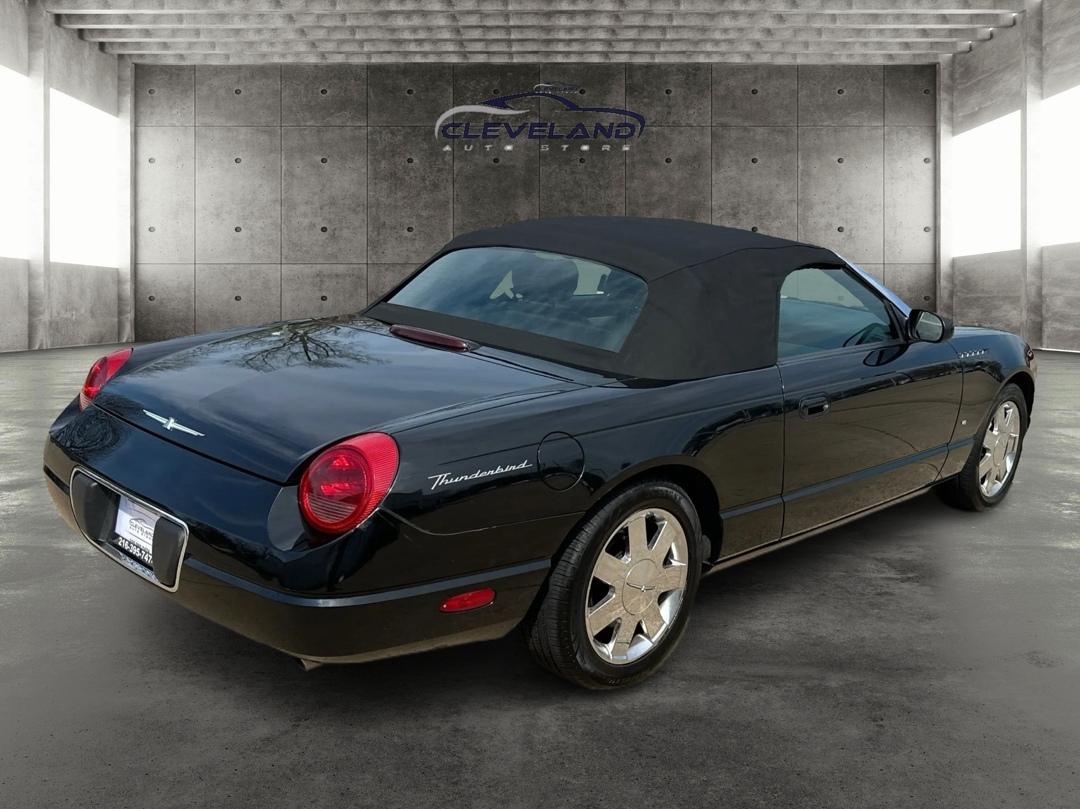 Ford Thunderbird  2003