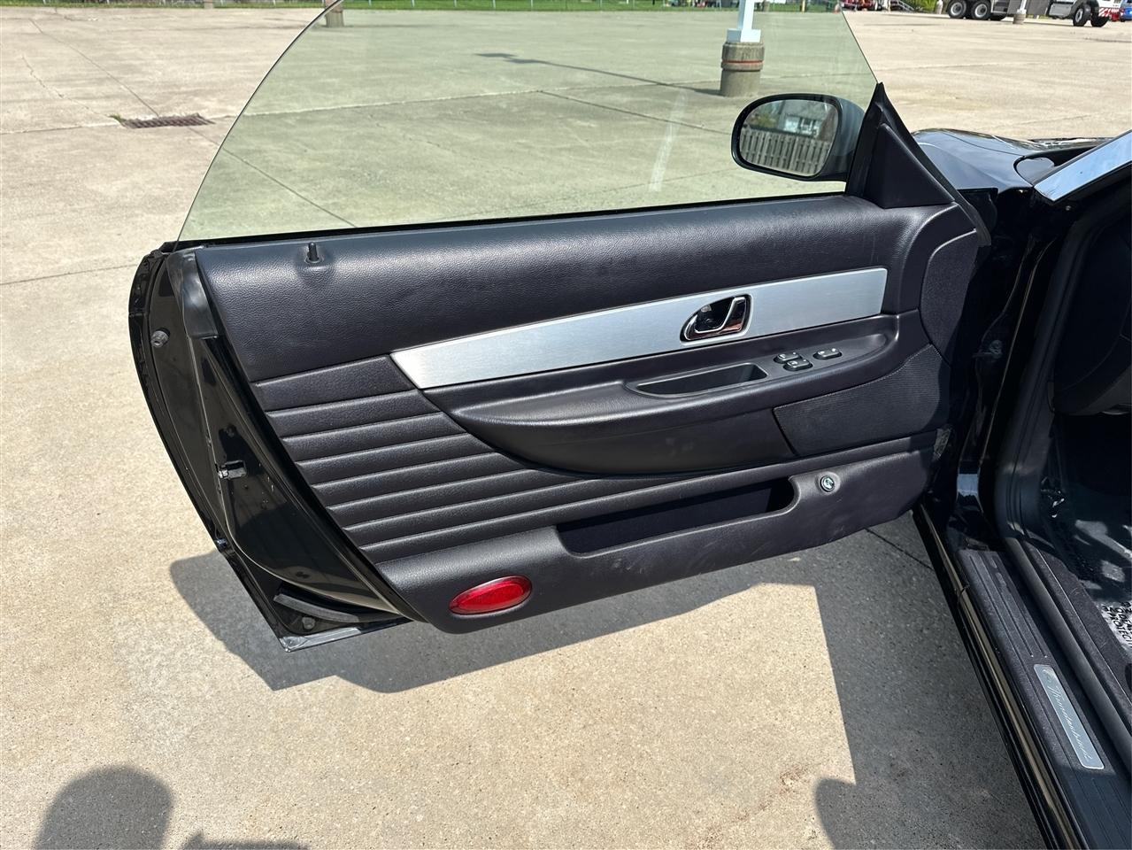 Ford Thunderbird  2003