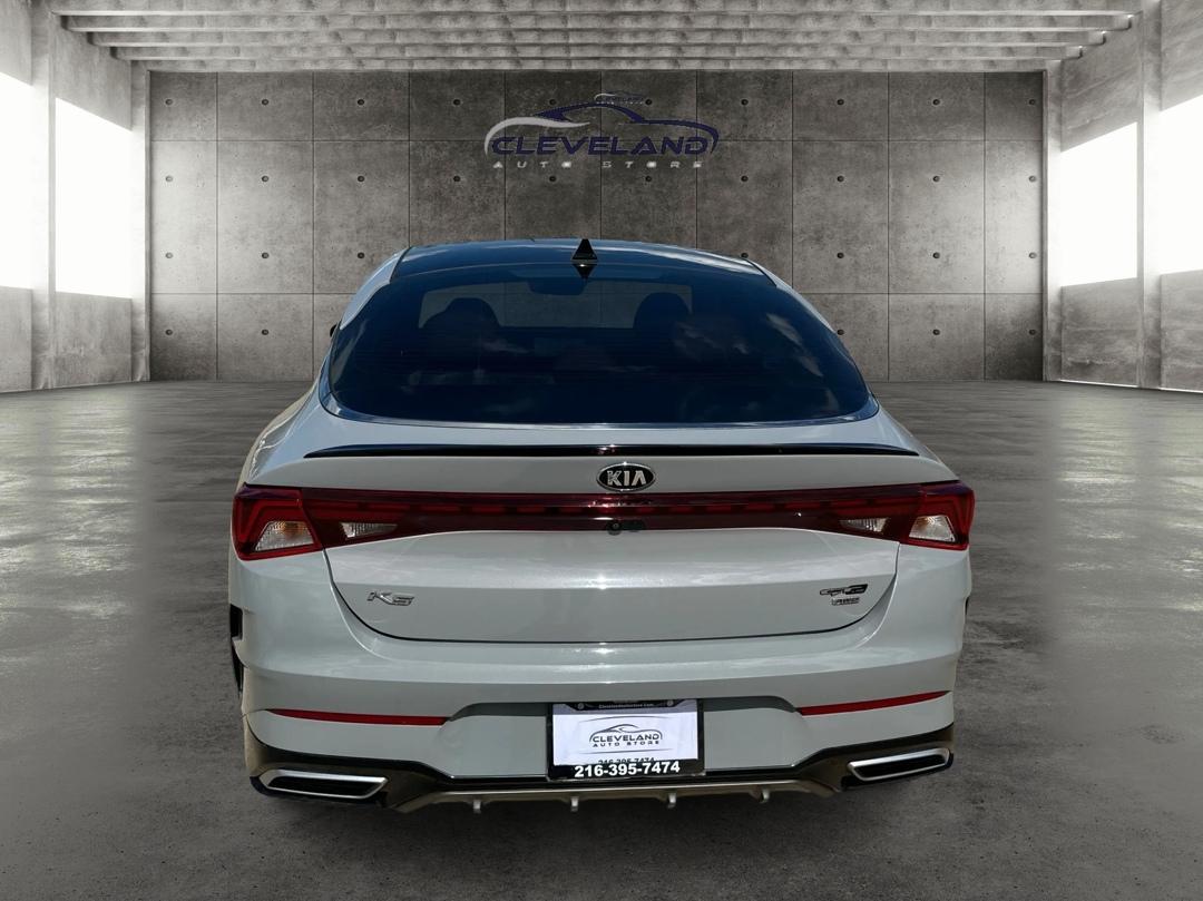 Kia K5  2021