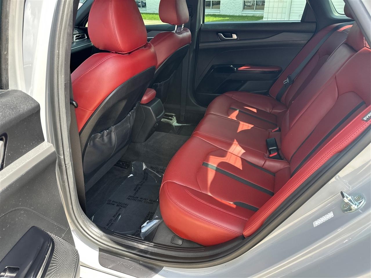 Kia K5  2021