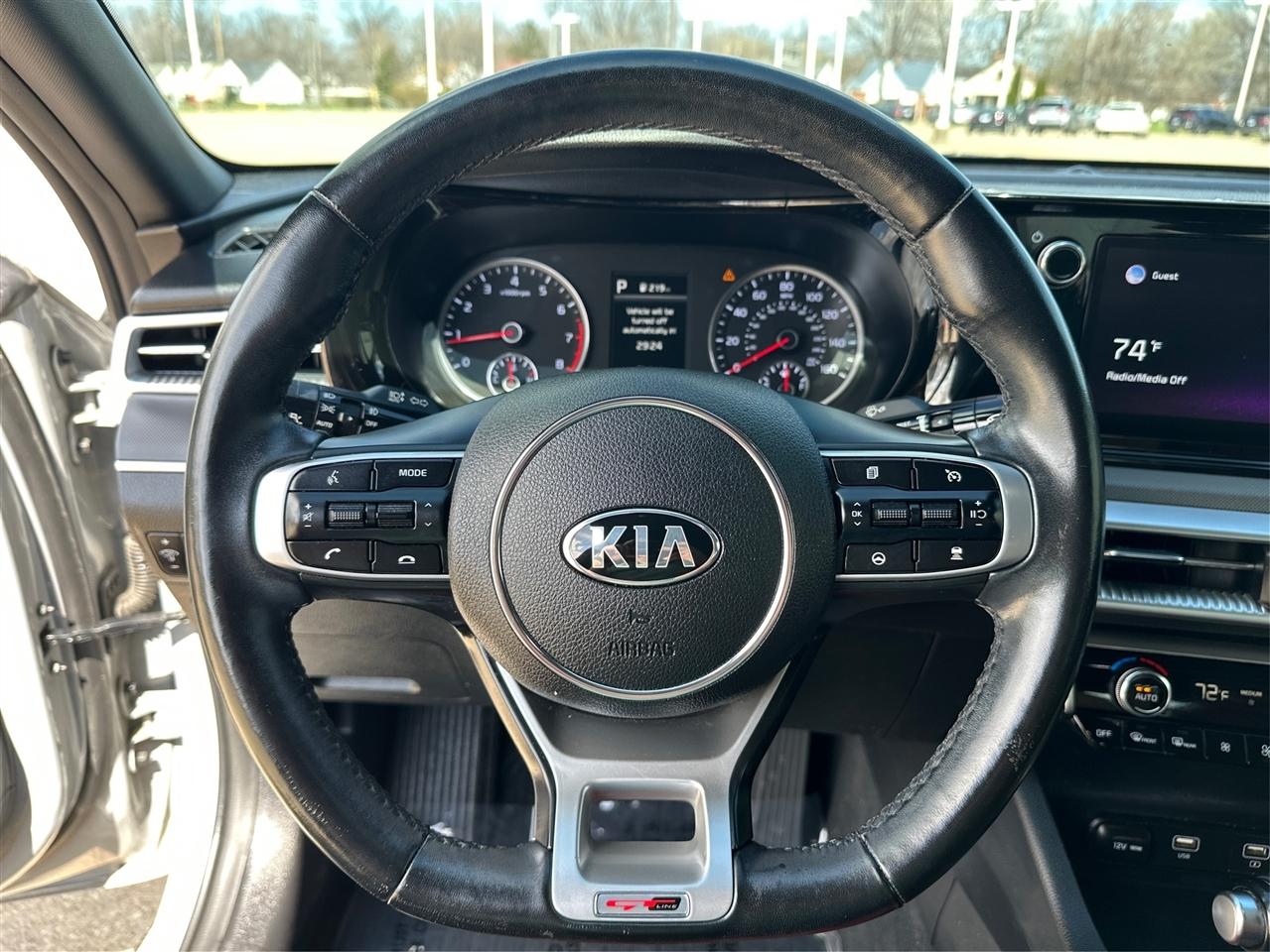 Kia K5  2021