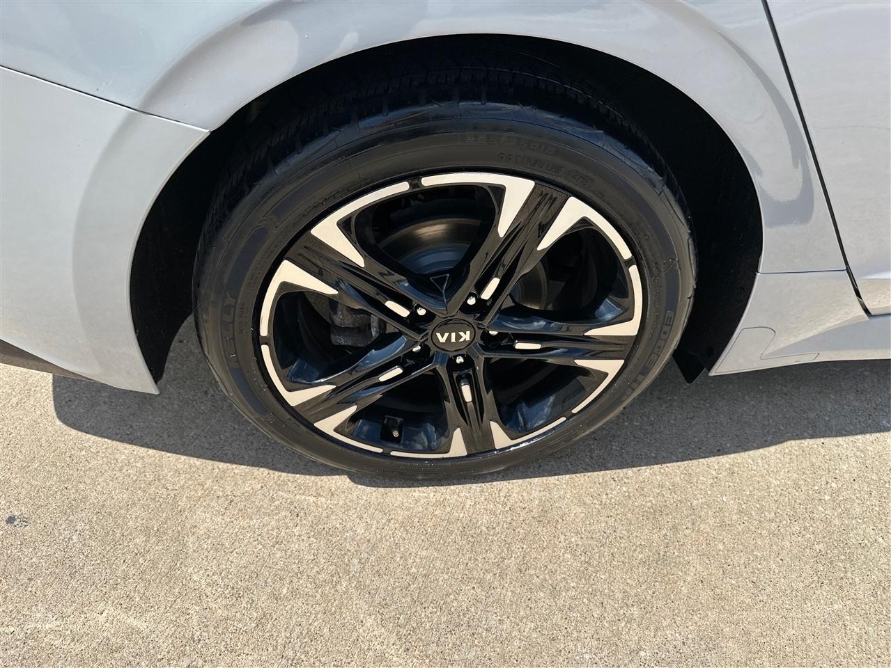 Kia K5  2021