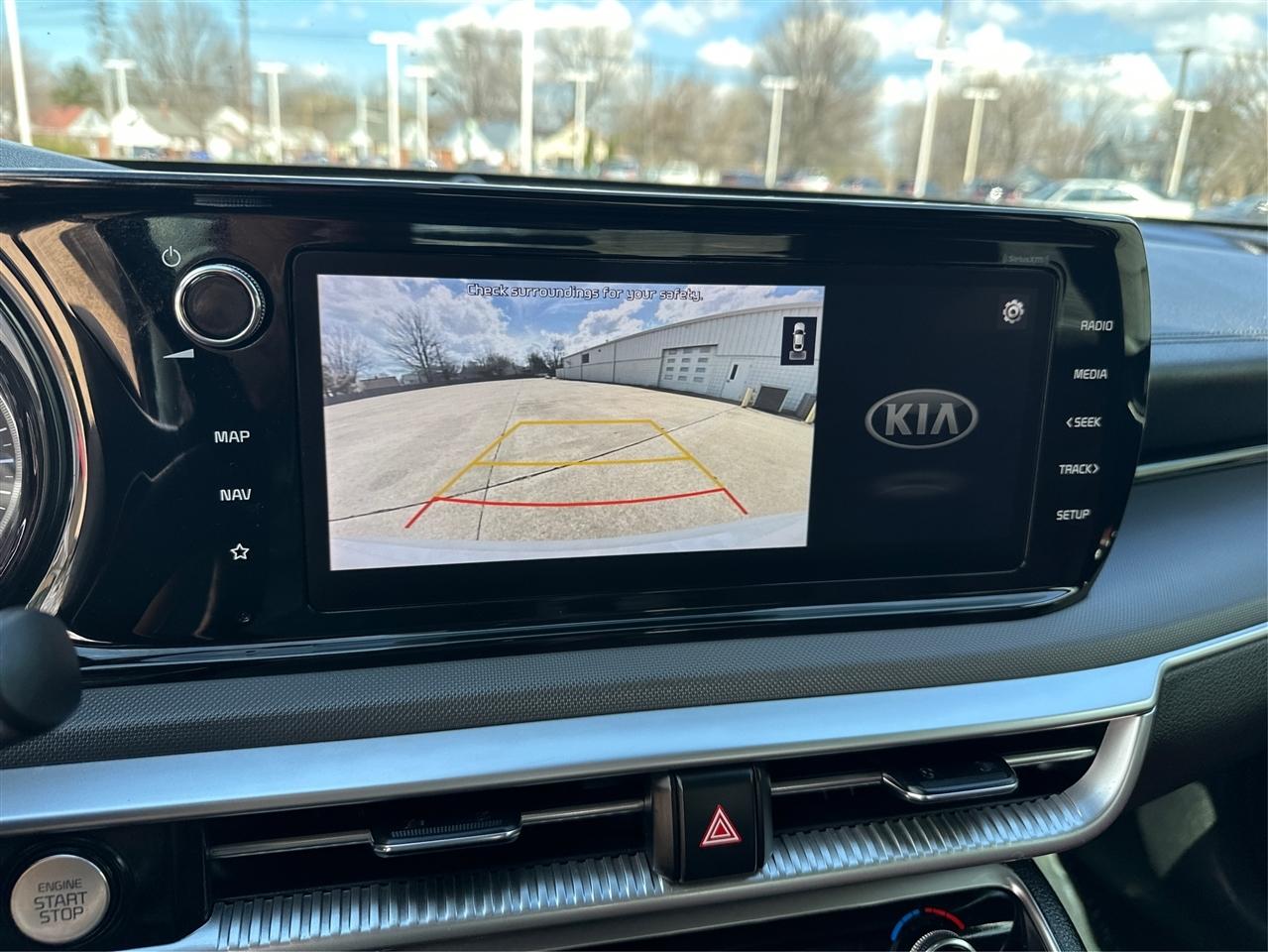 Kia K5  2021