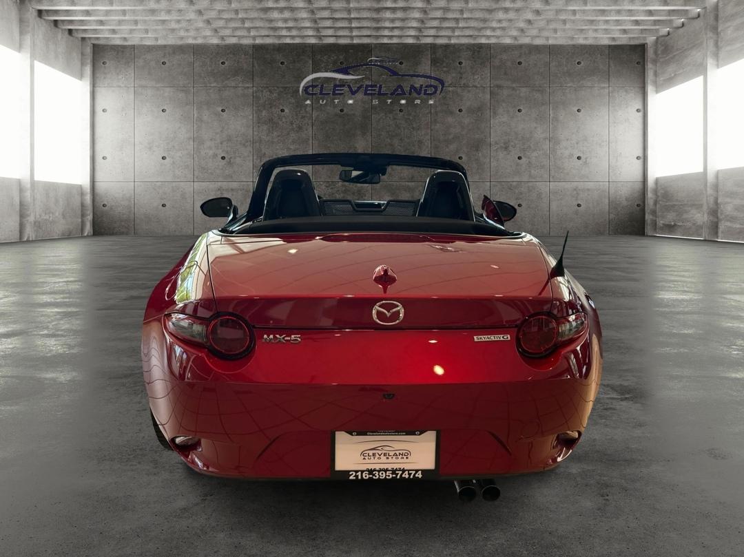 Mazda MX-5 Miata  2022