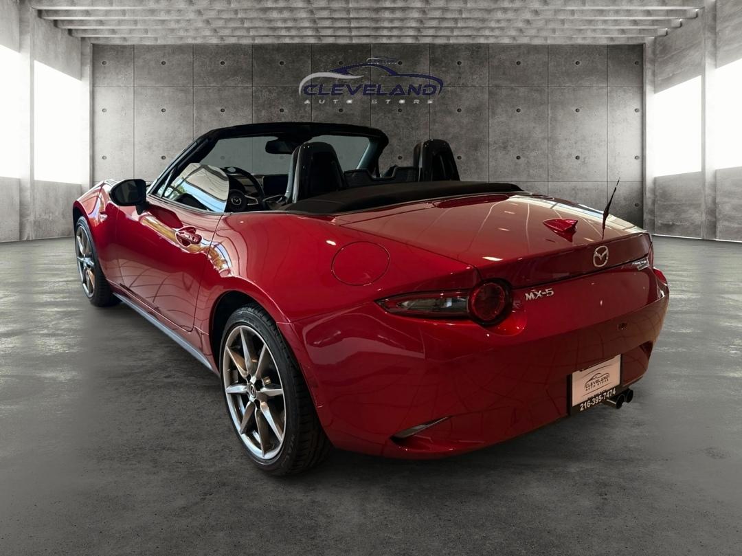 Mazda MX-5 Miata  2022