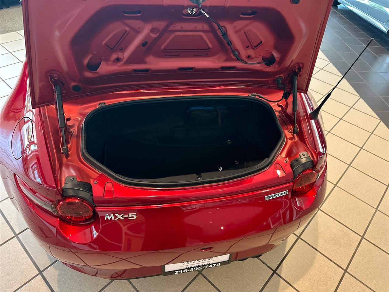 Mazda MX-5 Miata  2022