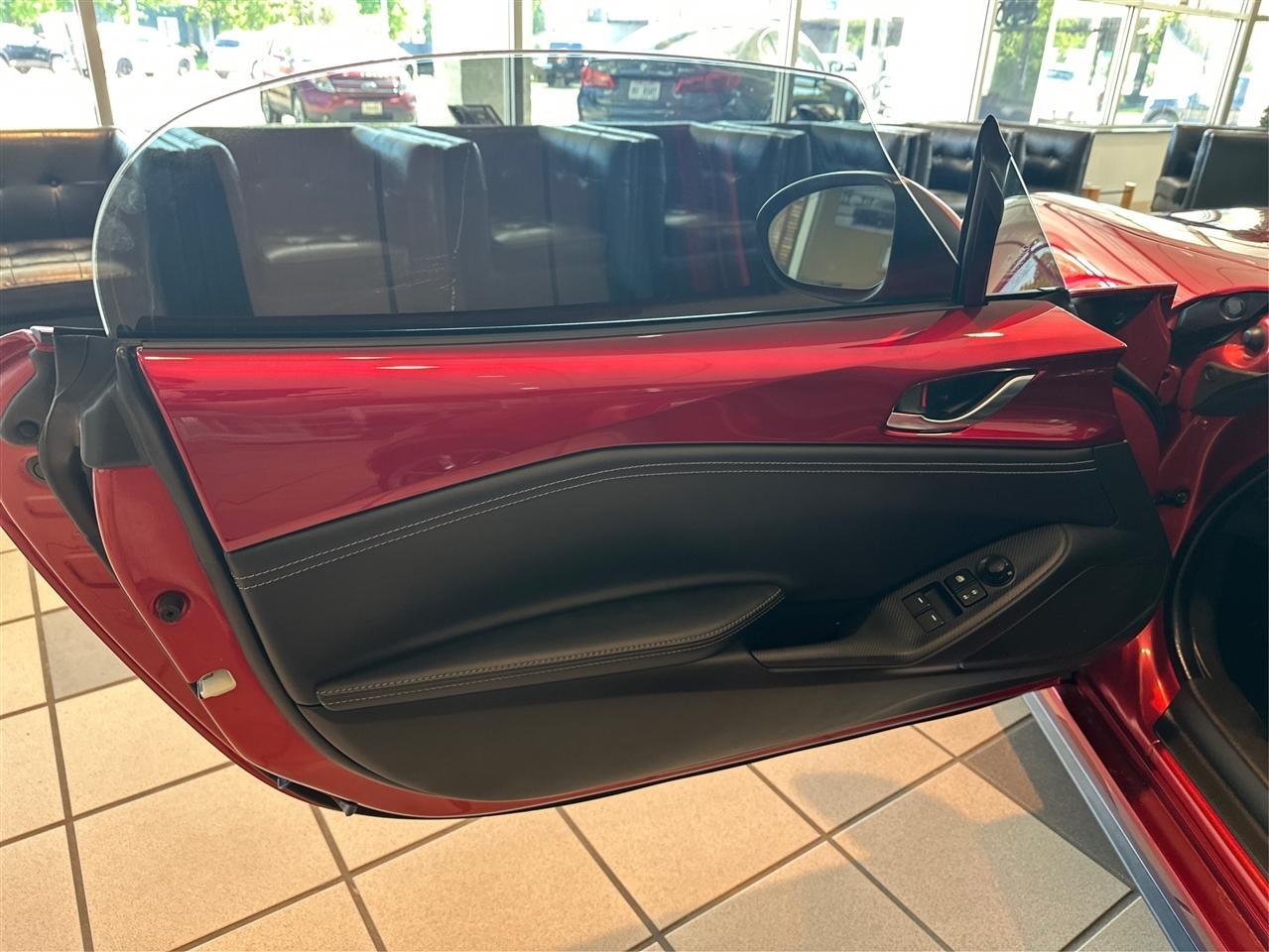 Mazda MX-5 Miata  2022