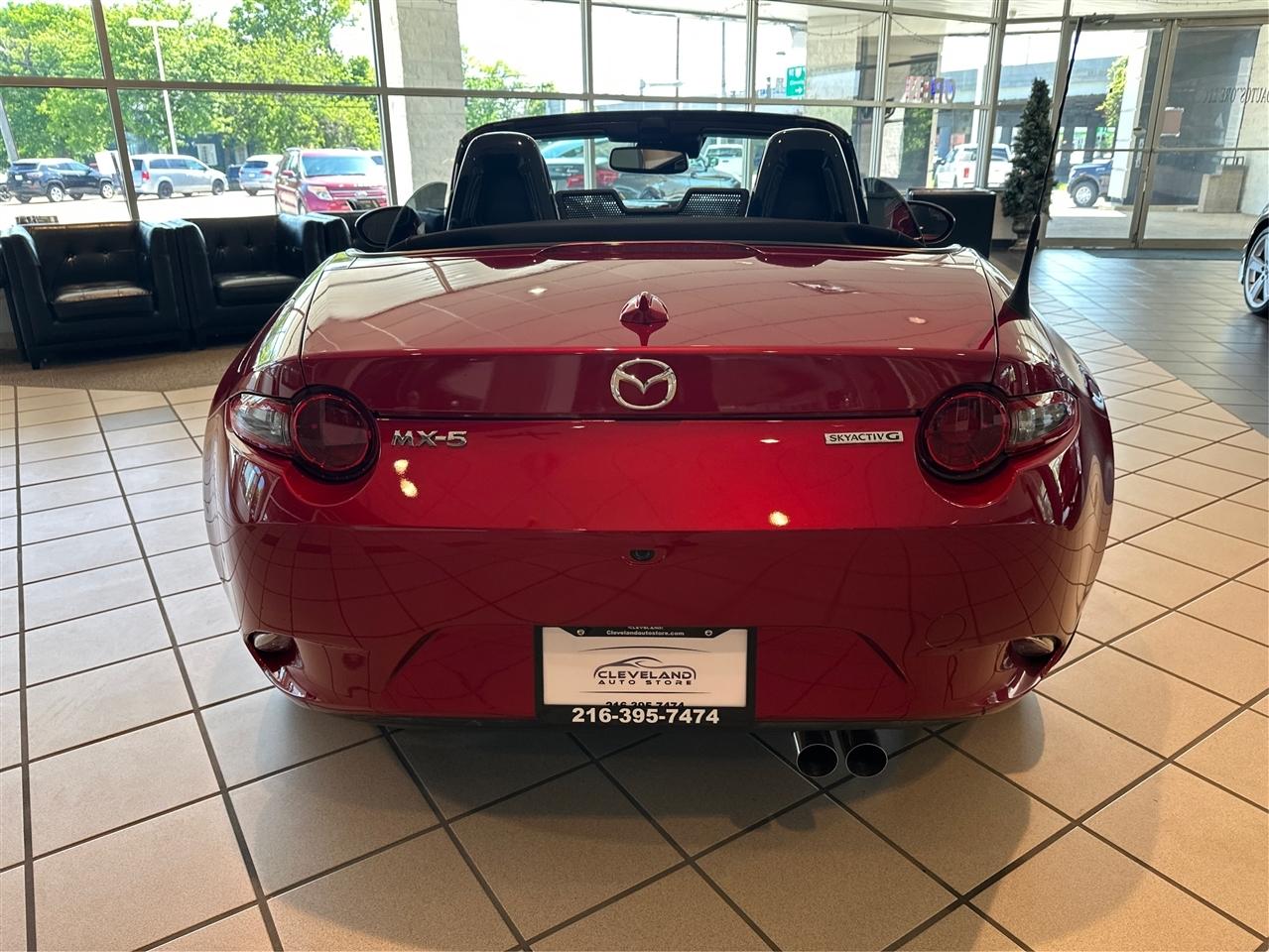 Mazda MX-5 Miata  2022