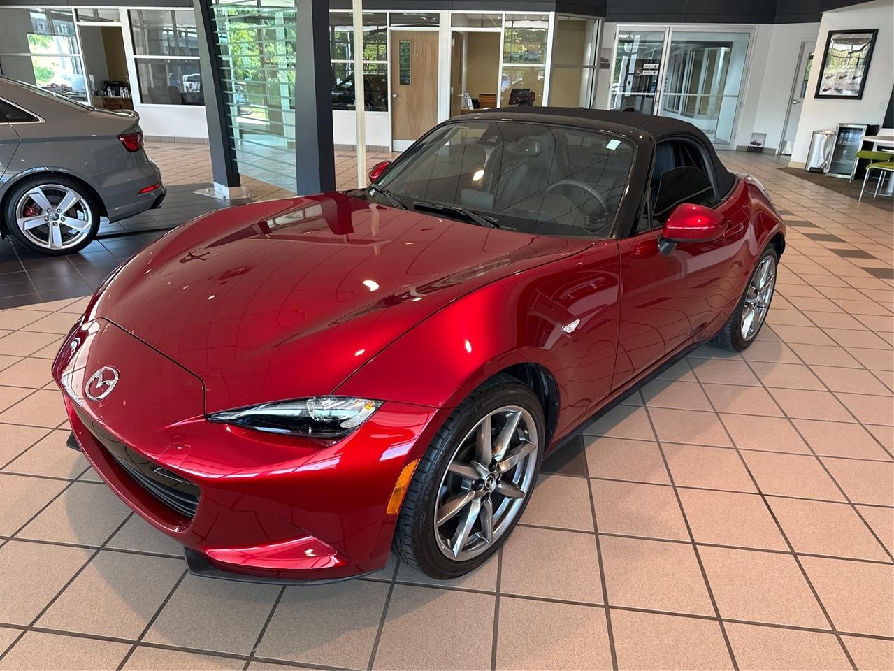 Mazda MX-5 Miata  2022