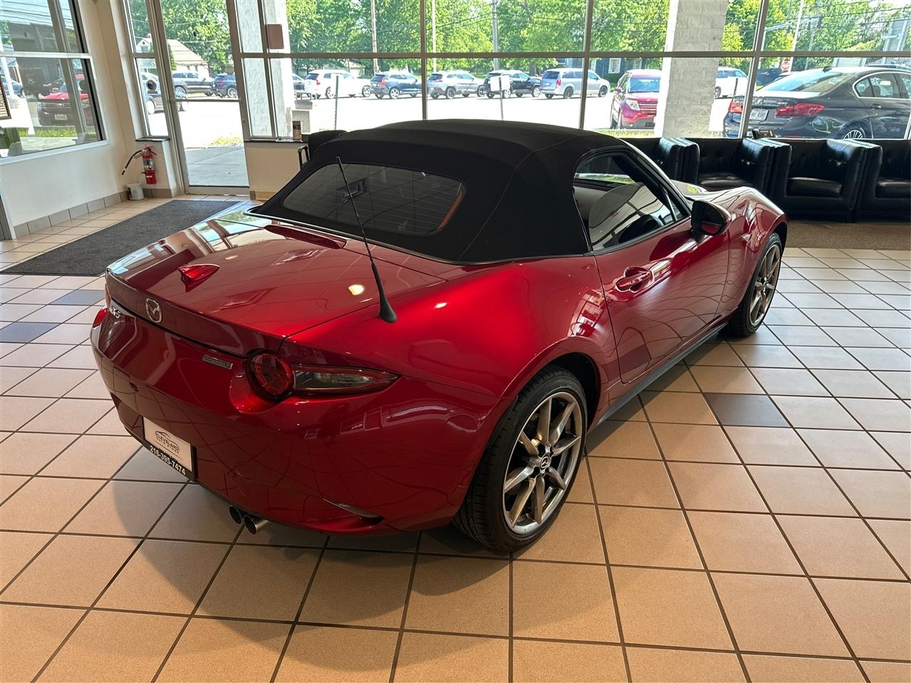 Mazda MX-5 Miata  2022