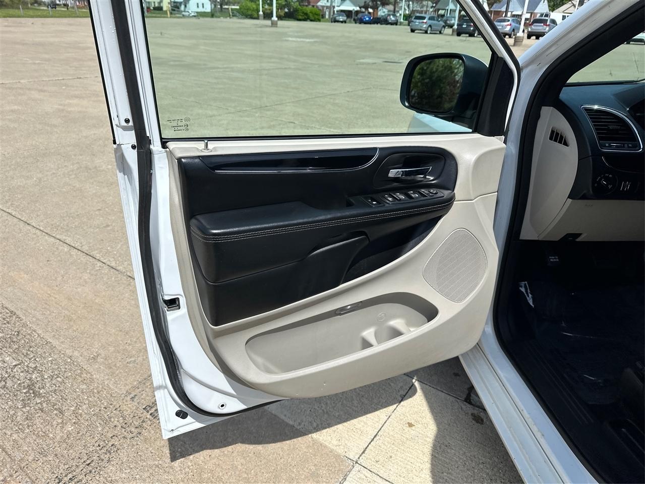 Dodge Grand Caravan  2017