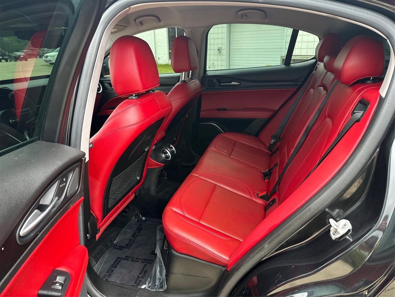 Alfa Romeo Stelvio  2018