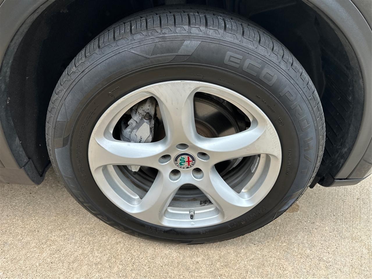 Alfa Romeo Stelvio  2018