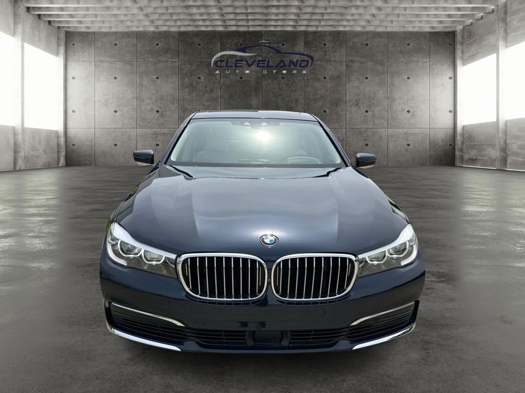 BMW 7-Series  2019