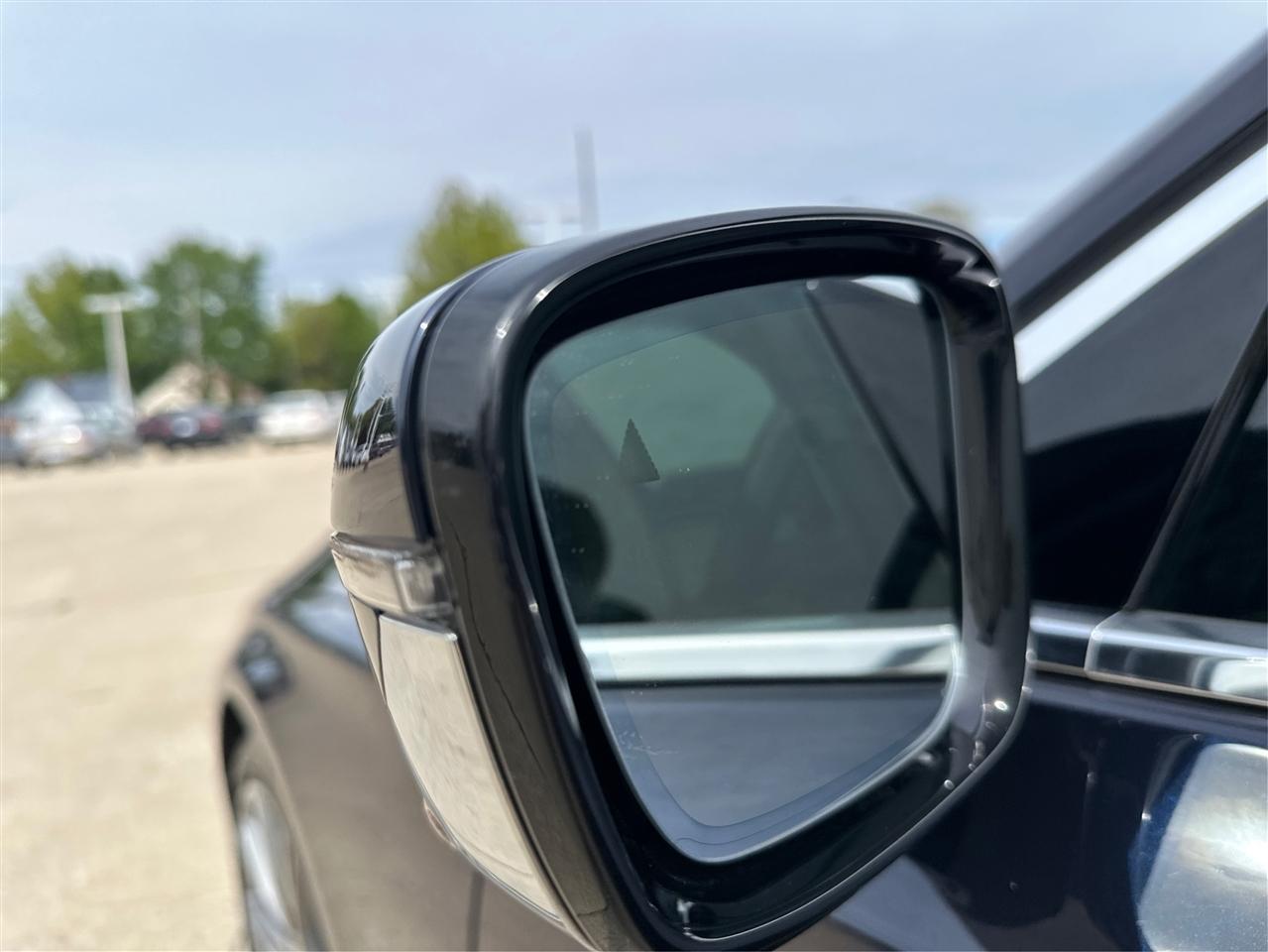 BMW 7-Series  2019