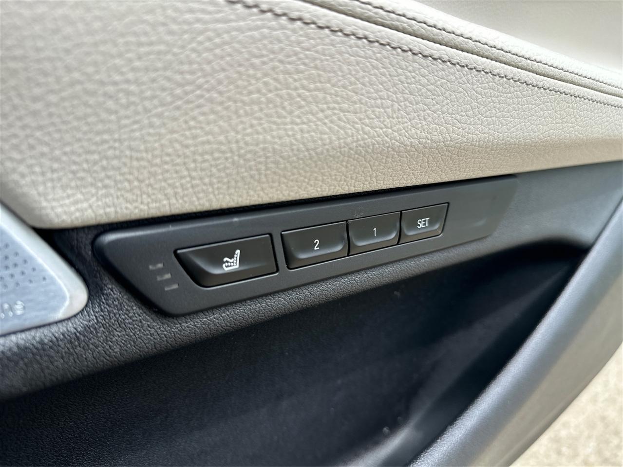 BMW 7-Series  2019