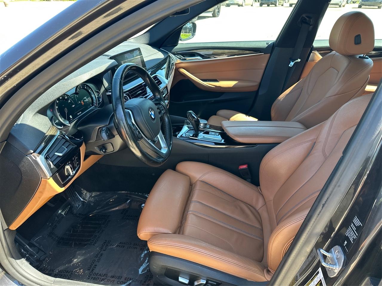 BMW 5-Series  2019