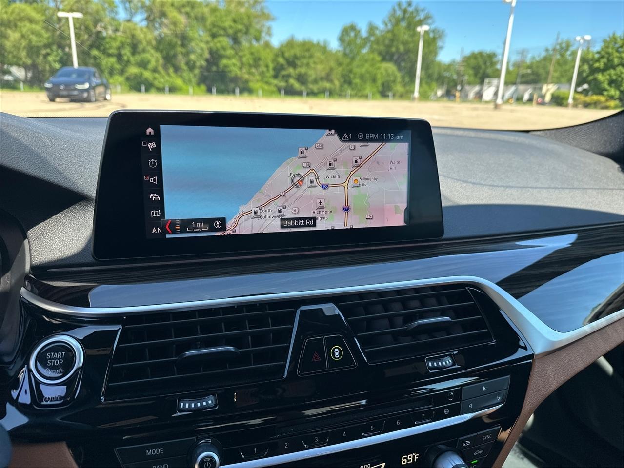 BMW 5-Series  2019