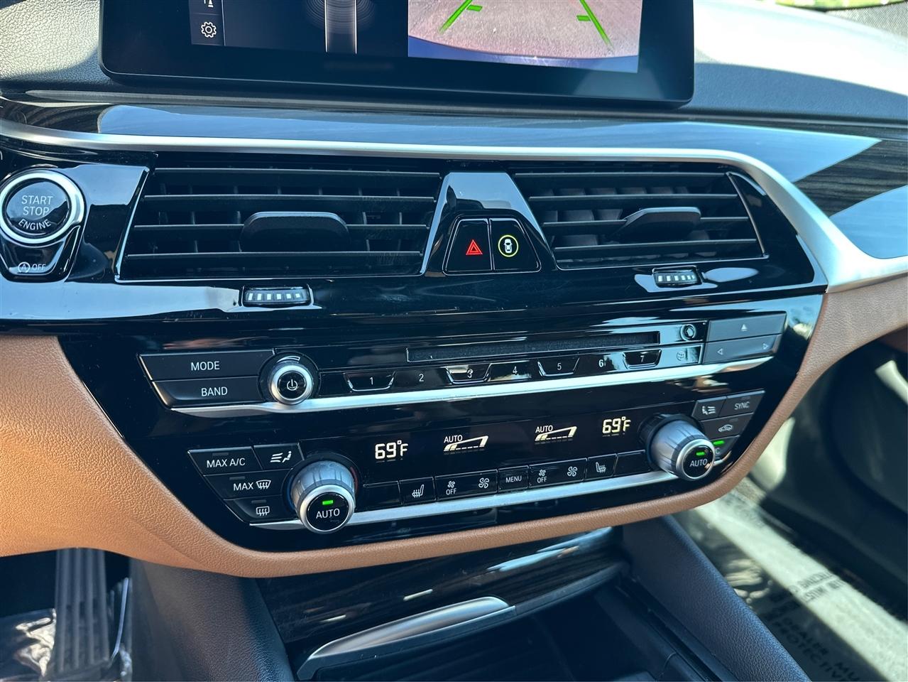 BMW 5-Series  2019