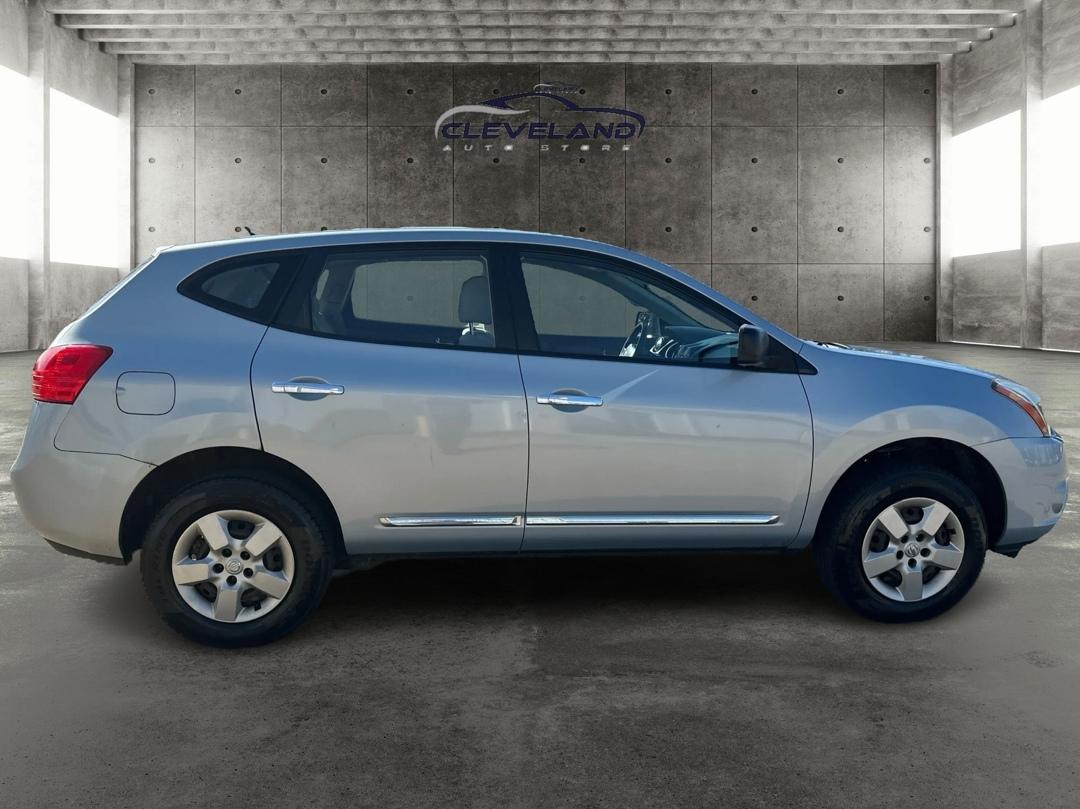 Nissan Rogue Select  2014