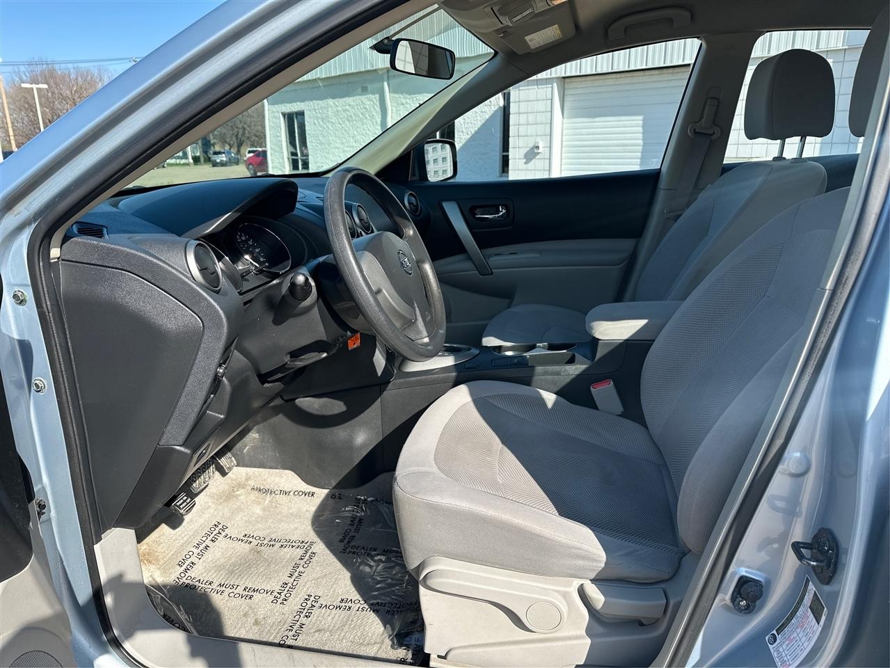 Nissan Rogue Select  2014