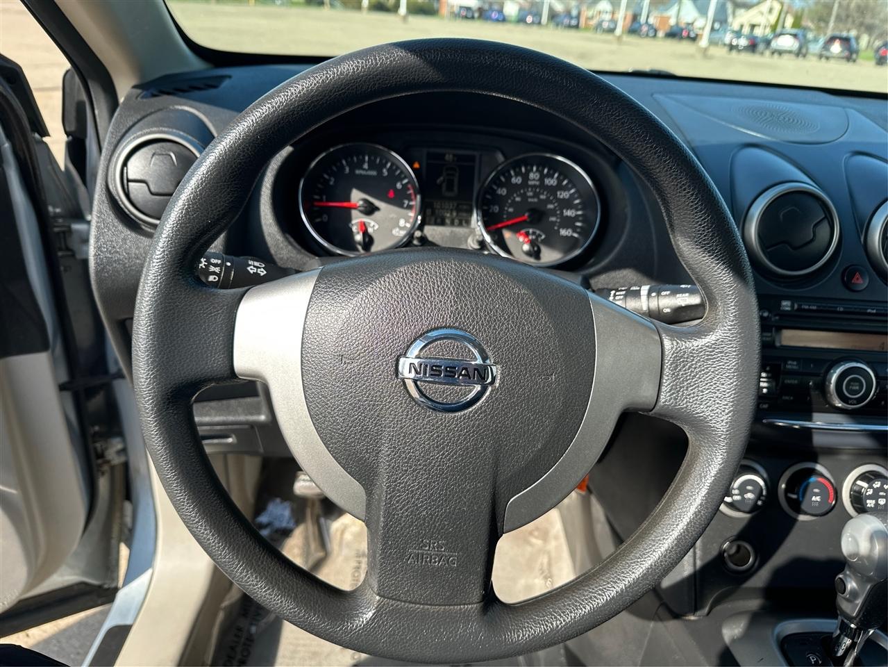 Nissan Rogue Select  2014