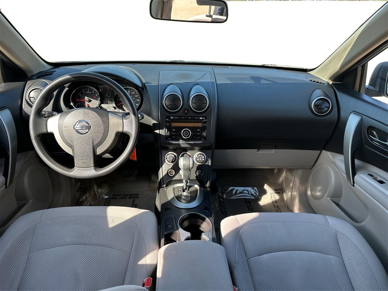 Nissan Rogue Select  2014