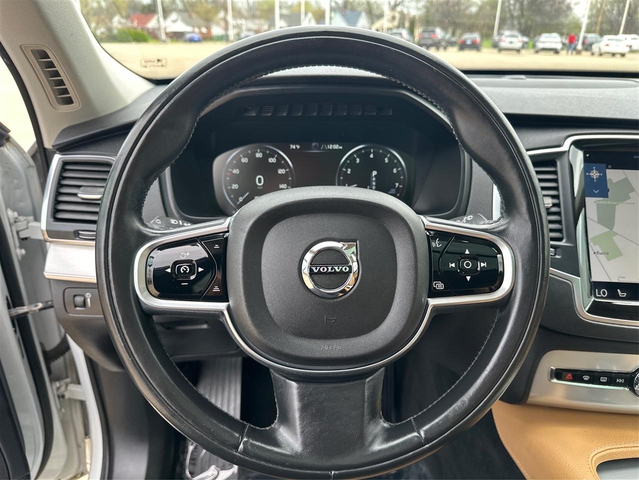 Volvo XC90  2016