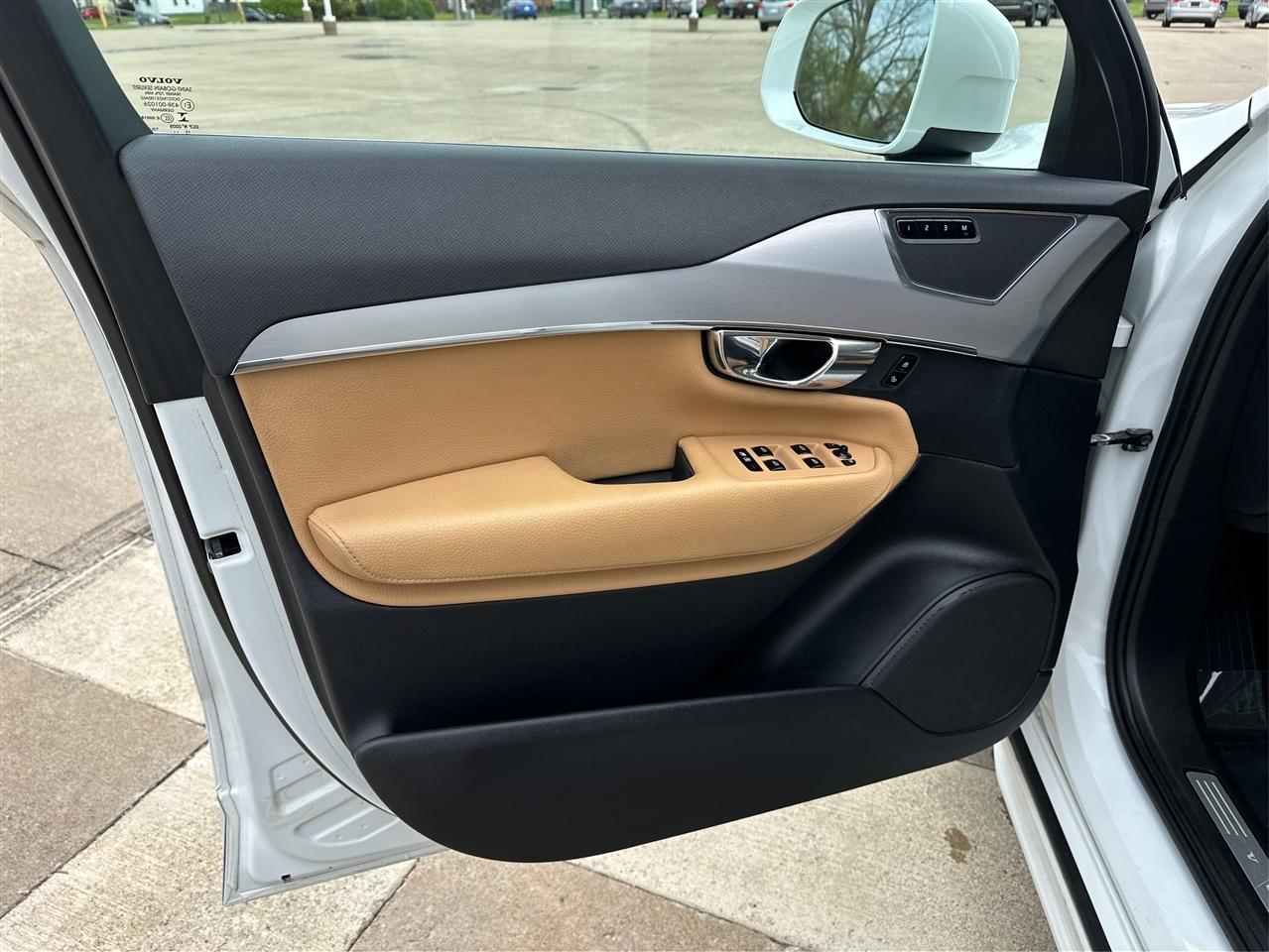 Volvo XC90  2016