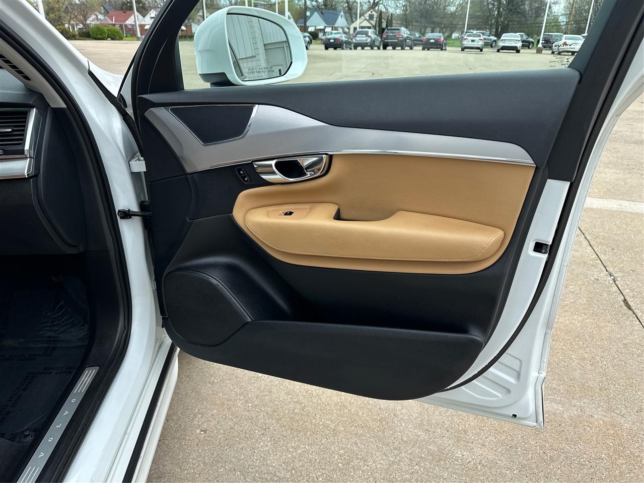 Volvo XC90  2016