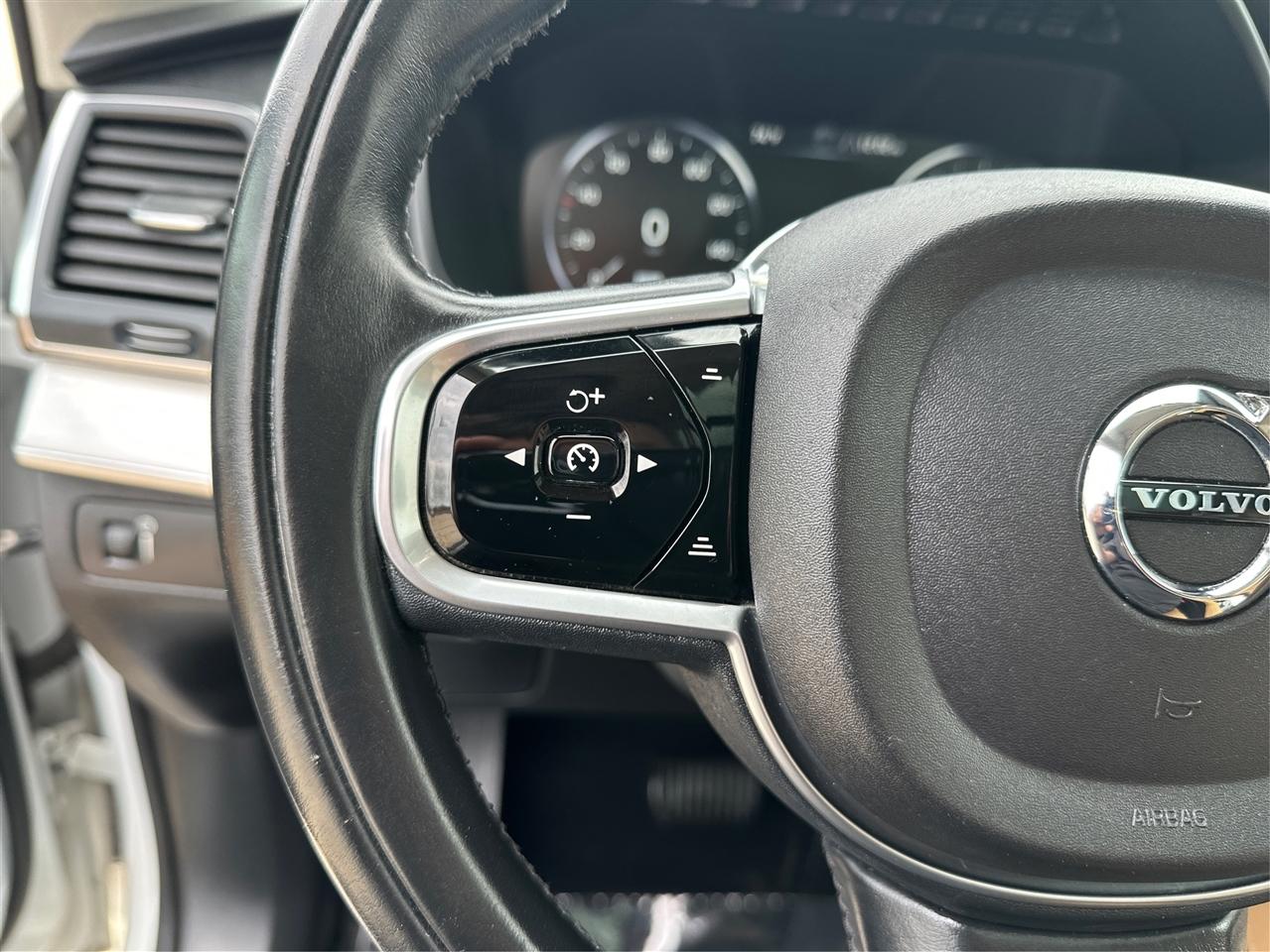 Volvo XC90  2016