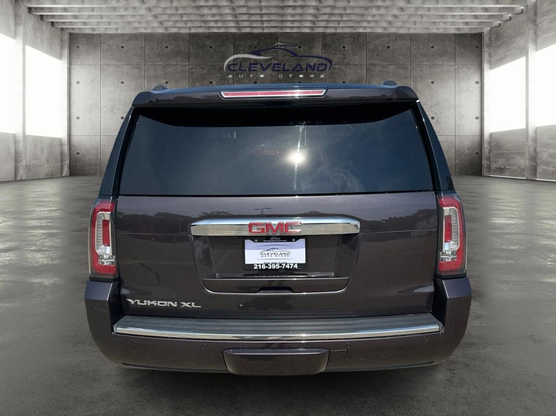 GMC Yukon Denali  2015