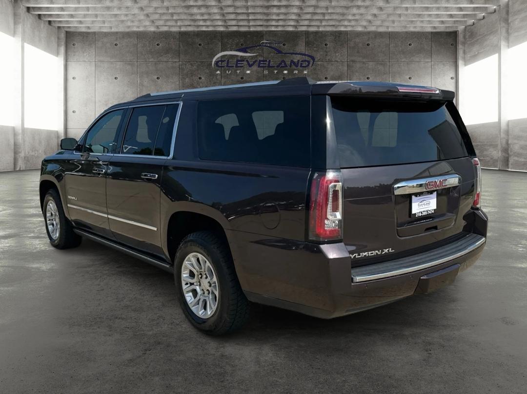 GMC Yukon Denali  2015