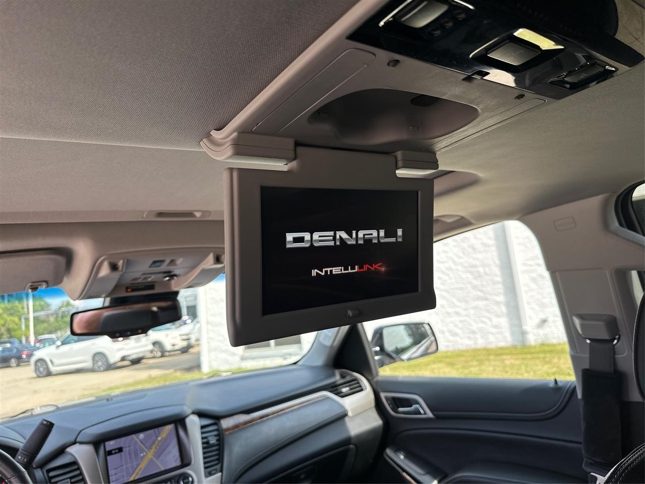 GMC Yukon Denali  2015