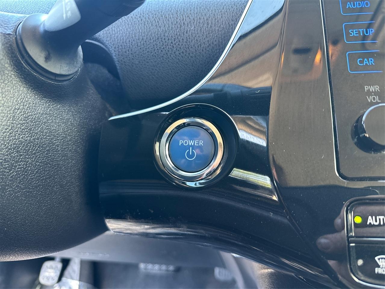 Toyota Prius  2019