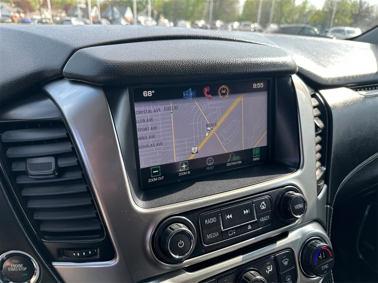 Chevrolet Tahoe  2015