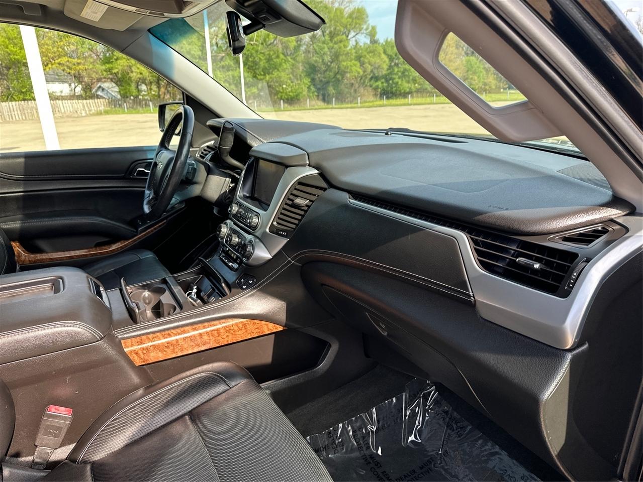 Chevrolet Tahoe  2015