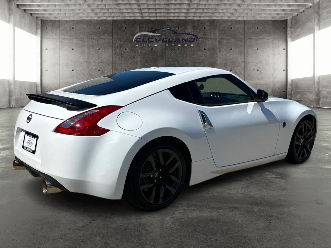 Nissan Z  2014