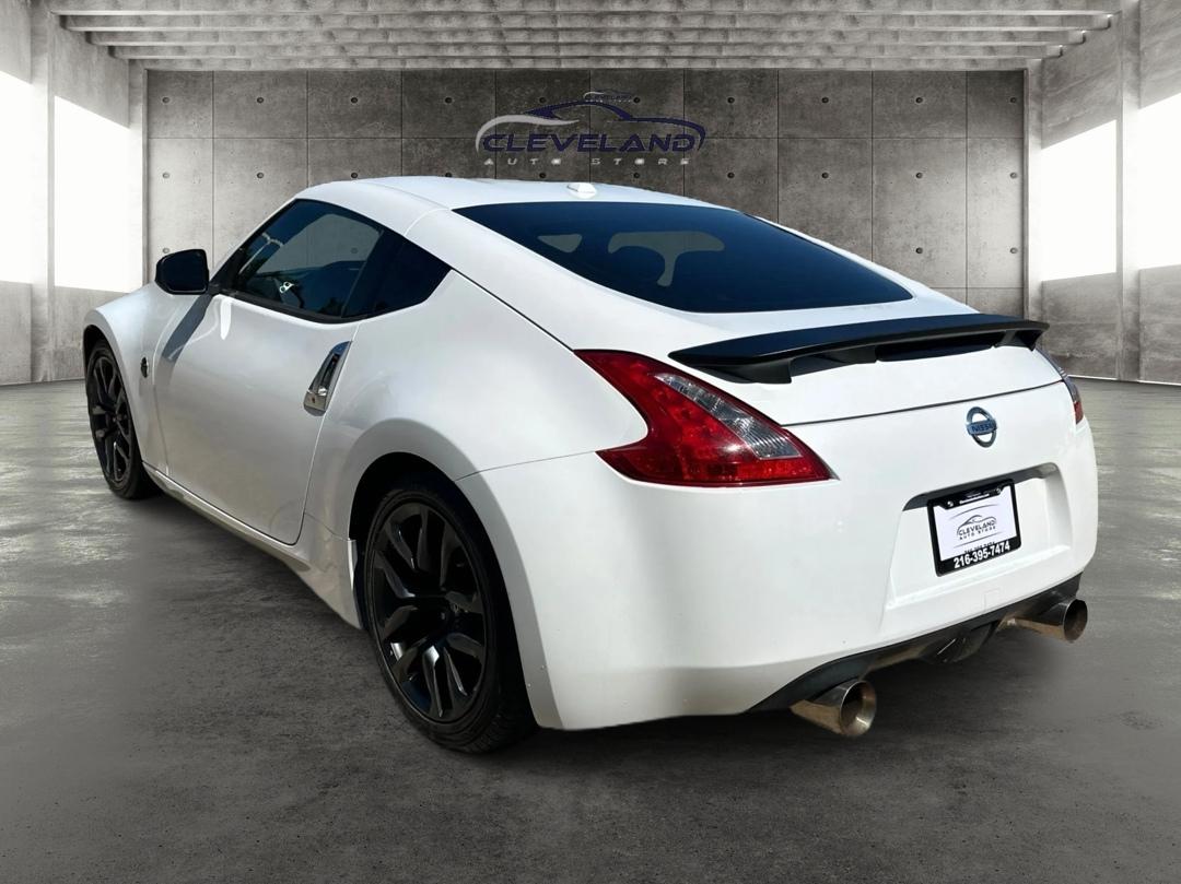 Nissan Z  2014