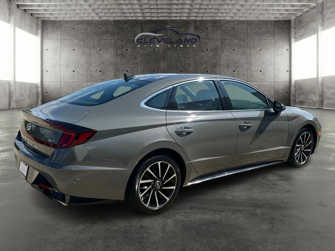 Hyundai Sonata  2020